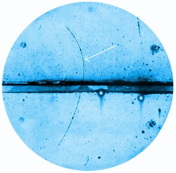 cloud chamber photo positron